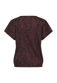 Kurzärmlige Bluse im dunklen Blumenmuster mit burgunderfarbenen Blumen auf schwarzem Hintergrund, locker geschnitten und mit rundem Ausschnitt.