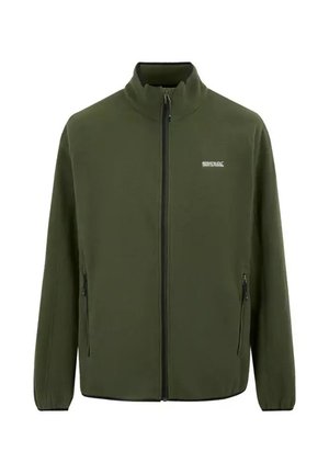 Olijfgroene jas met volledige ritssluiting, hoge kraag, elastische manchetten, twee zijzakken met rits en klein wit logo op de borst.