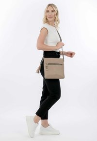 Tamaris CARISSA - Borsa a tracolla - taupe