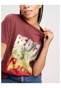 Cross Jeans - T-shirt z nadrukiem