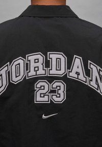 Jordan Let jakke / Sommerjakker - black/white/lt smoke grey