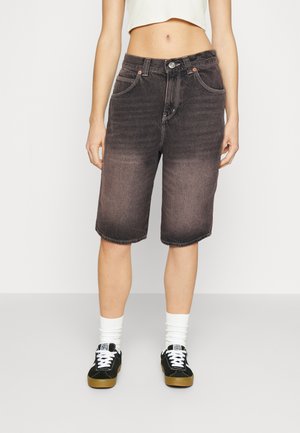 BDG Urban Outfitters NICOLA - Short en jean - brown