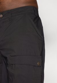 Thumbnail Image 6