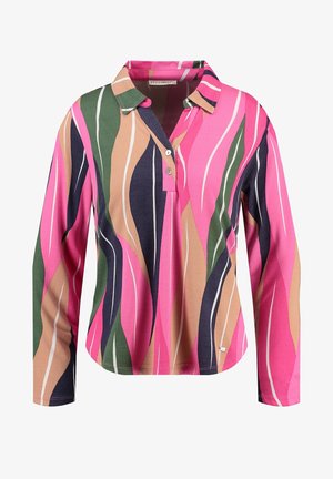 Lange mouw blouse in roze, groen en blauw met abstracte golvende patronen. Voorzien van een kraag en een knoopsluiting, gemaakt van zachte stof.