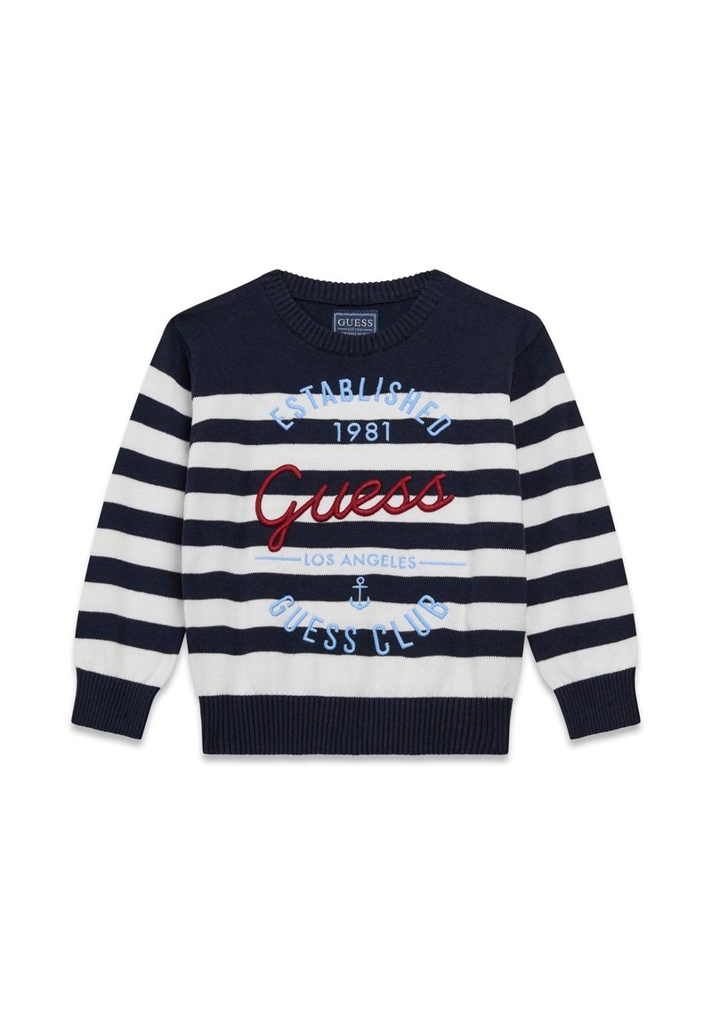 Pull en maille rayé bleu marine et blanc avec un col ras du cou côtelé. Comprend le logo "Guess" et un design textuel en broderie rouge et bleu clair.