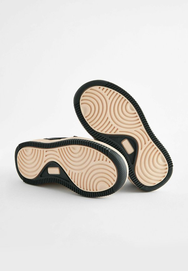 FASTENING ELASTIC – REGULAR FIT – Lauflernschuh