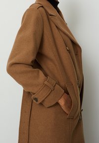 WE Fashion Trenchcoat - light brown