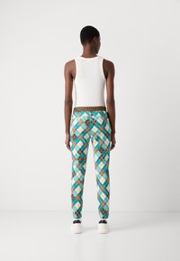 Marc Cain Pantalon classique - soft teal
