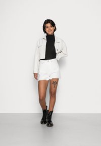Weekday ESSENTIAL TURTLENECK - Camisola de manga comprida - black
