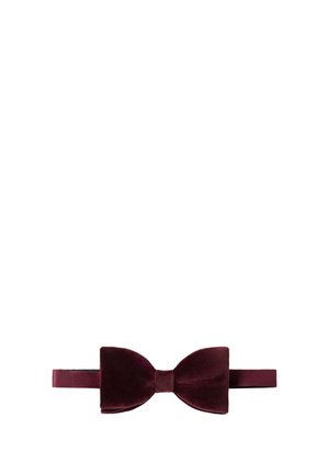 Pajarita de terciopelo rojo oscuro con correa ajustable sobre fondo blanco.