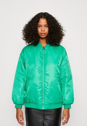 Vero Moda VMAMBER OVERSIZE JACKET - Μπουφάν τύπου bomber - bright green