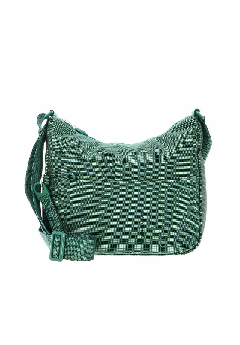 Sac à bandoulière en tissu vert à la forme souple, avec une sangle réglable, une fermeture zippée sur le dessus et un détail de logo embossé à l'avant.