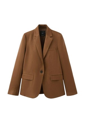 Blazer marrone con un solo bottone, rever a lancia, due tasche frontali con patta e una tasca sul petto, esposto su uno sfondo bianco.