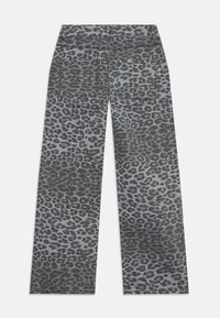 Hlače širokih nogavica s uzorkom leoparda u nijansama sive, s teksturom koja podsjeća na denim, s dva stražnja džepa i krojenim pojasom.