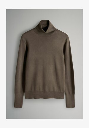 Brun turtleneck sweater lavet af blødt strikstof; har lange ærmer, ribbede manchetter og en let løs pasform.