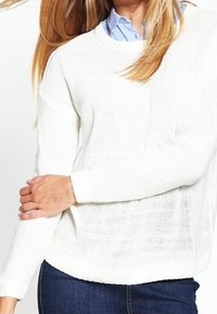 Zalando Essentials Sweter