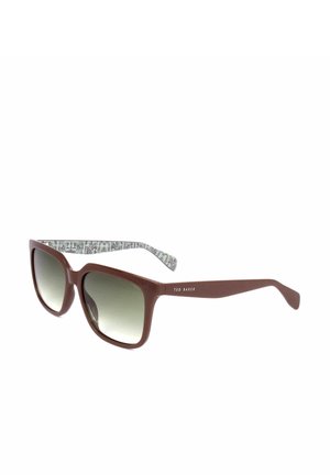 Occhiali da sole quadrati marroni con lenti verde sfumato e aste interne decorate, con il logo Ted Baker sulla stanghetta destra.