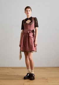Krüger Dirndl Dirndl - rost