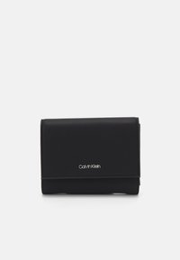 Calvin Klein MUST TRIFOLD ZIP - Maks - black