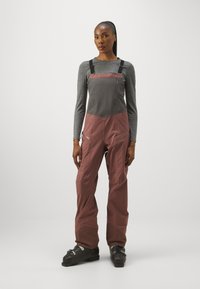 Patagonia SNOWDRIFTER BIBS - Lyžařské kalhoty - dulse mauve