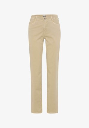 Beige rechte broek met knoop en ritssluiting aan de voorkant, riemlussen, en voor- en achterzakken.