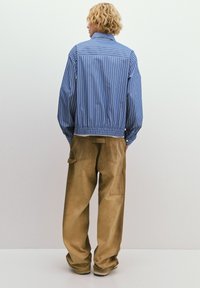 Thumbnail Image 3
