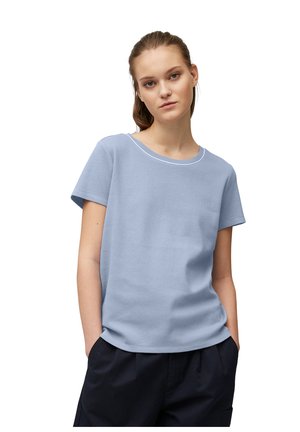 Basic T-shirt - soft heaven