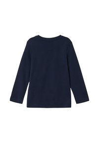 Marineblaues Langarm-T-Shirt aus Baumwolle. Verfügt über einen runden Halsausschnitt und einen geraden Saum ohne sichtbare Muster oder Verzierungen.