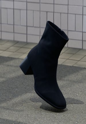 NEXTSTEP - Klasszikus bokacsizmák - black