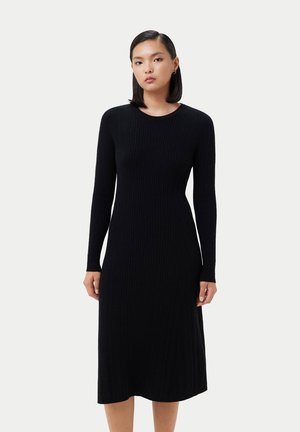 TEXTURED - Robe pull - black