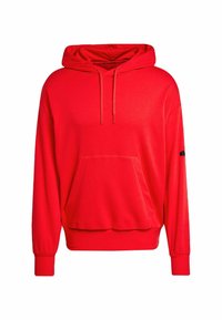 Röd hoodie i mjukt material, med en framficka, dragsko i huvan och ribbade ärmslut. En enkel design med en avslappnad passform.