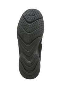 Semelle de chaussure en caoutchouc noir présentant un motif en vagues et une texture antidérapante. Le matériau offre durabilité avec un design ergonomique pour le confort.