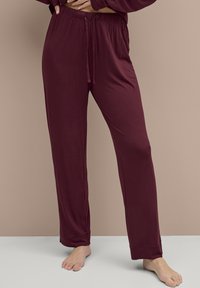 Ellos Collection MADELYN SET - Pyžamová sada - weinrot