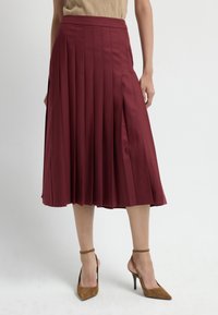 adL Gonna a campana - claret red
