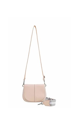 Rosa Leder-Crossbody-Tasche mit runder Form, kontrastierender Naht und einem abnehmbaren Riemen mit einem silbernen geometrischen Muster.