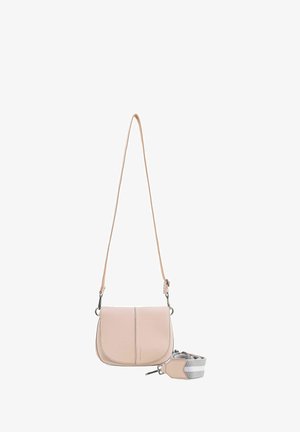 Borsa a tracolla in pelle rosa con forma arrotondata, dettagli in cucitura a contrasto e una tracolla staccabile con un motivo geometrico argentato.