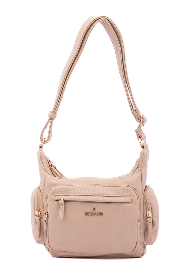 Borsa a tracolla in pelle beige con finitura texture, dotata di due tasche laterali con zip e di una singola tracolla regolabile. Dettagli in hardware dorato.