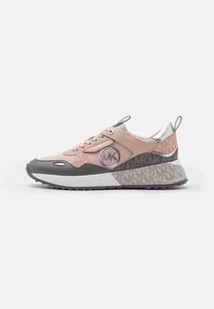 Sneakers - multi-coloured