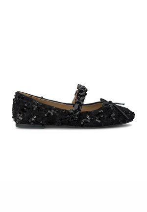 Schwarze Ballerinas aus paillettenbesetztem Textil, mit runder Zehenpartie, Knöchelriemen und Schleifendetail. Flache Sohle mit minimalem Absatz.