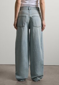 Stefanel Jeans Relaxed Fit - light wash