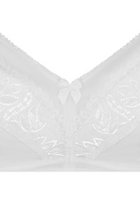 Biały biustonosz z delikatnym koronkowym wzorem przy dekolcie, z małą ozdobną kokardką na środku oraz gładkim materiałem poniżej.