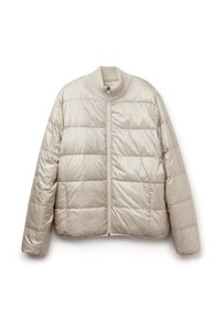Ljusbeige puffjacka tillverkad av smidig, glansig tyg. Har dragkedjestängning, ribbad krage och horisontellt quiltat mönster.