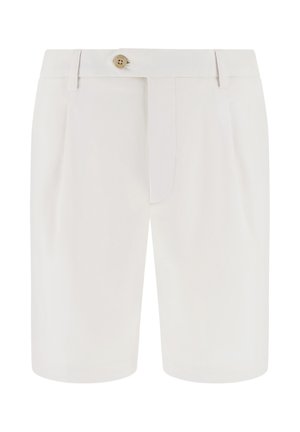 Weiße, maßgeschneiderte Shorts mit Gürtelschlaufen, vorderem Knopf und Reißverschluss, mit dezenten vorderen Falten und knielangem Saum.