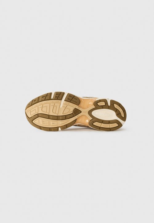 ASICS Gel-1130 Wood Crepe Mink (Women's) — foto 5