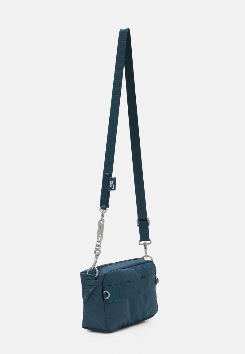 Damen Handtaschen | Nike Sportswear FUTURA LUXE CROSSBODY UNISEX Umhängetasche ash green/aura/blau - NU71195 Damen Handtaschen | Nike Sportswear FUTURA LUXE CROSSBODY UNISEX Umhängetasche ash green/aura/blau - NU71195