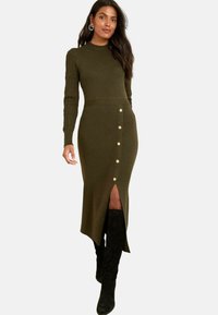 CREW NECK SCALLOP LONG SLEEVE MIDI - Maksikleit - olive green button detail