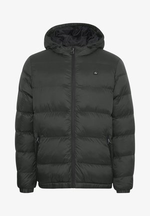 Dunkelgrüne gepolsterte Jacke mit Kapuze, Frontreißverschluss, elastischen Bündchen und zwei seitlichen Taschen mit Reißverschlüssen. Glattes, glänzendes Nylonmaterial.