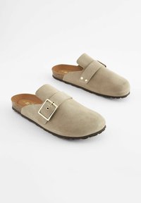Next FOREVER COMFORT FOOTBED  - Šľapky - mink brown