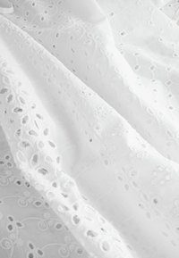 Thumbnail Image 7