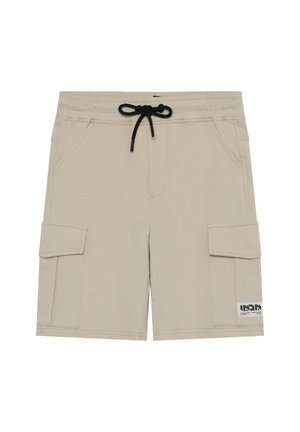 Beige cargoshorts lavet af strækbart stof. Har snøre i taljen, to sidelommer og en cargolomme med en label på kanten.